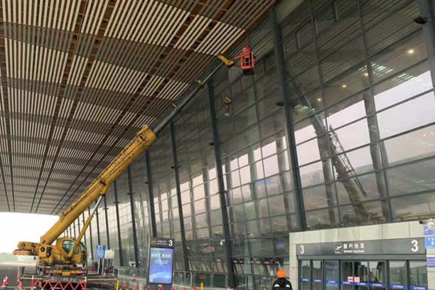 南开玻璃幕墙维护和保养